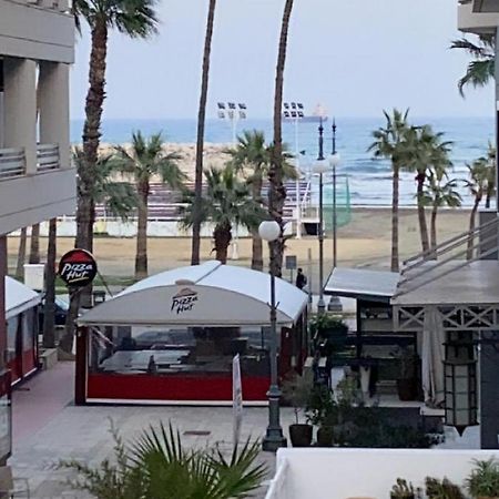 Larnaca Beach Apartment Екстериор снимка