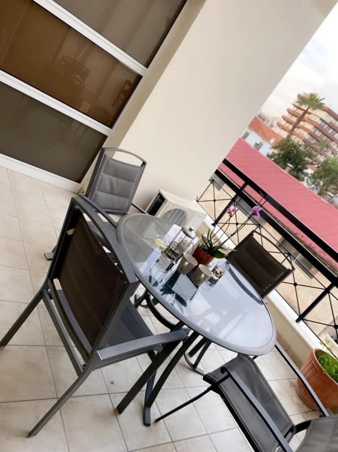 Larnaca Beach Apartment Екстериор снимка